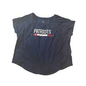 NIKE DRI-FIT NFL TEAM APPAREL NEW ENGLAND PATRIOTS Womens Size Large Blue Shirt